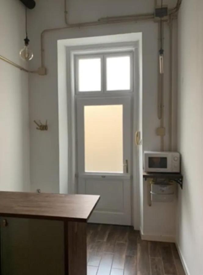 Award Winning Luxury Studio In The Heart Of Budapest In Historical Building Exterior photo